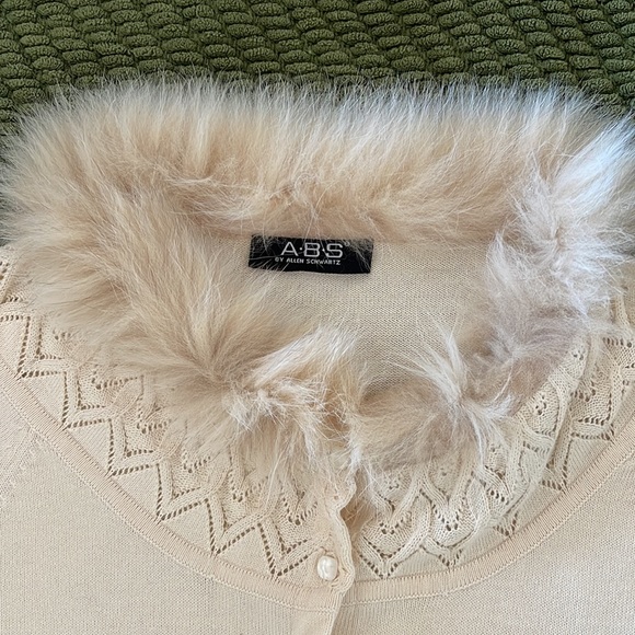 Sweater top - Picture 2 of 6